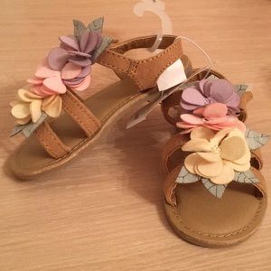 Toddler size 6 sandals.
